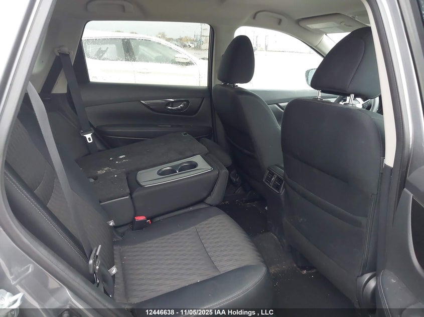 5N1AT2MV4JC749229 2018 NISSAN ROGUE photo no. 8