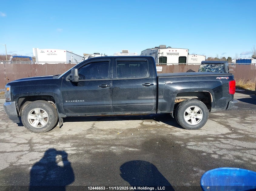 3GCUKREC6HG386790 2017 CHEVROLET SILVERADO photo no. 14