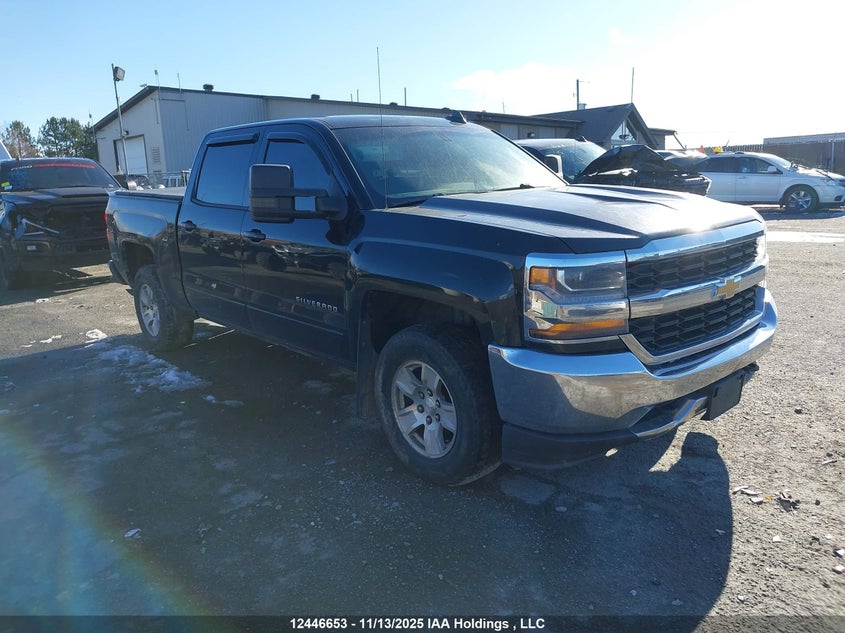 3GCUKREC6HG386790 2017 CHEVROLET SILVERADO photo no. 6
