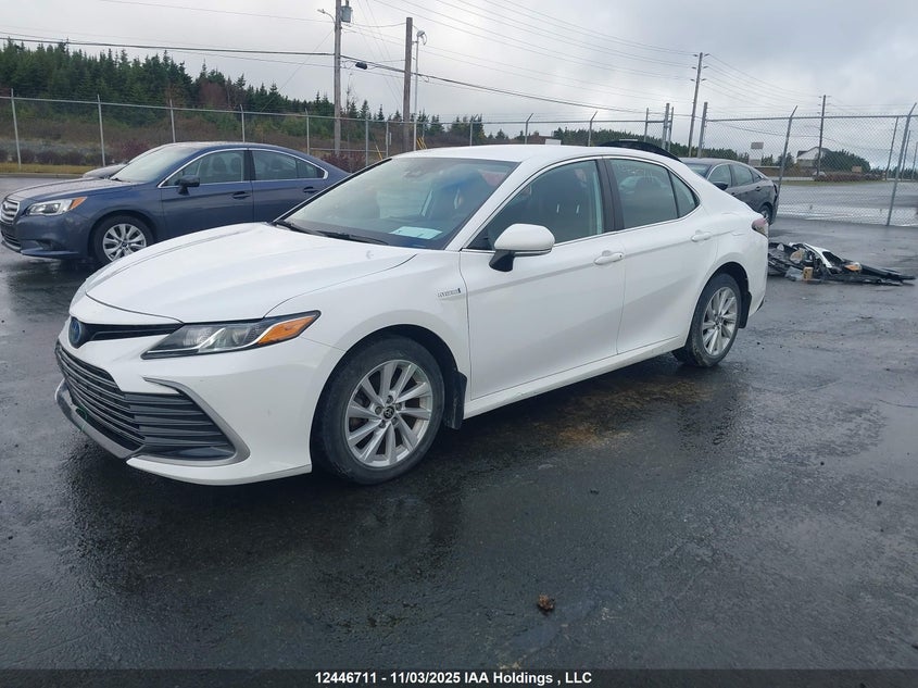 4T1C31AK1MU546696 2021 TOYOTA CAMRY photo no. 2