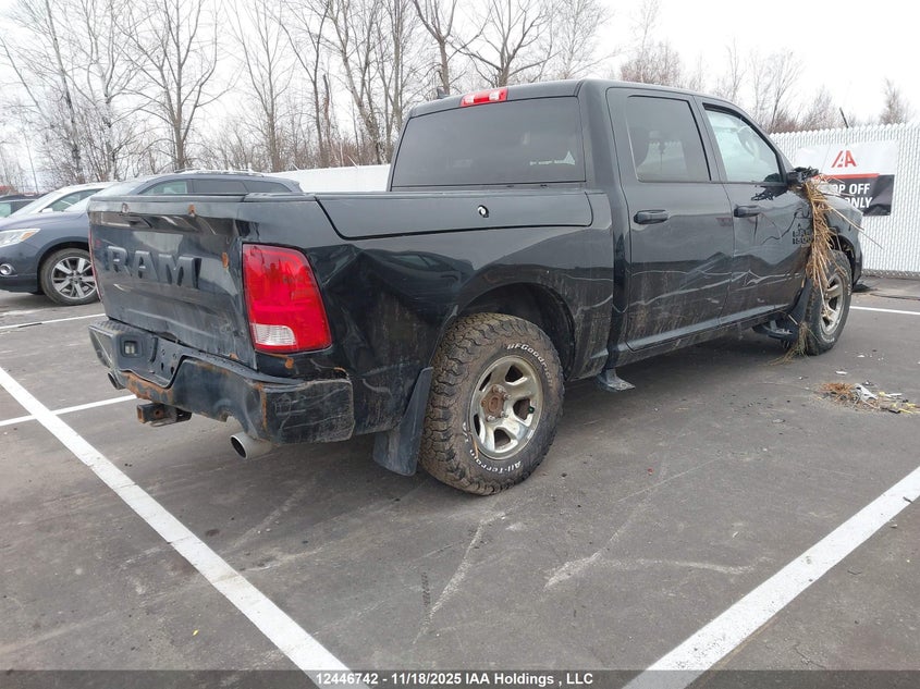 1C6RR7KT9KS565228 2019 RAM 1500 photo no. 4