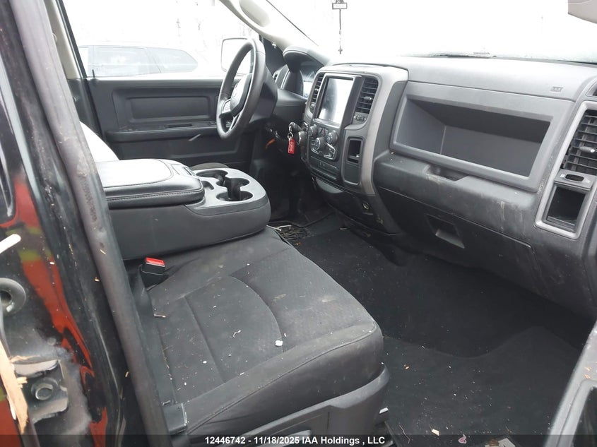1C6RR7KT9KS565228 2019 RAM 1500 photo no. 5
