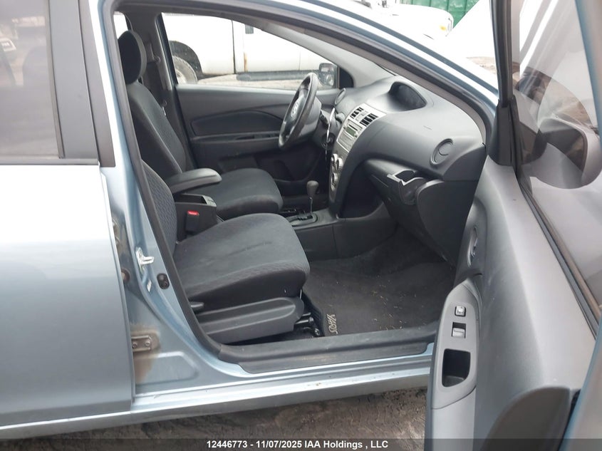 JTDBT903691333762 2009 TOYOTA YARIS photo no. 5