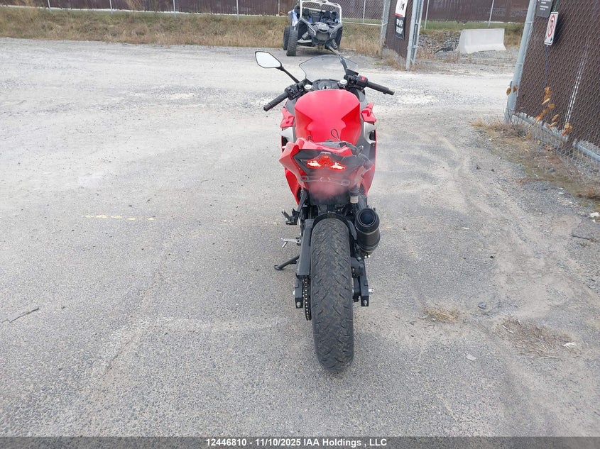 2018 Kawasaki Ex400 VIN: JKAEXKG16JDA01723 Lot: 12446810