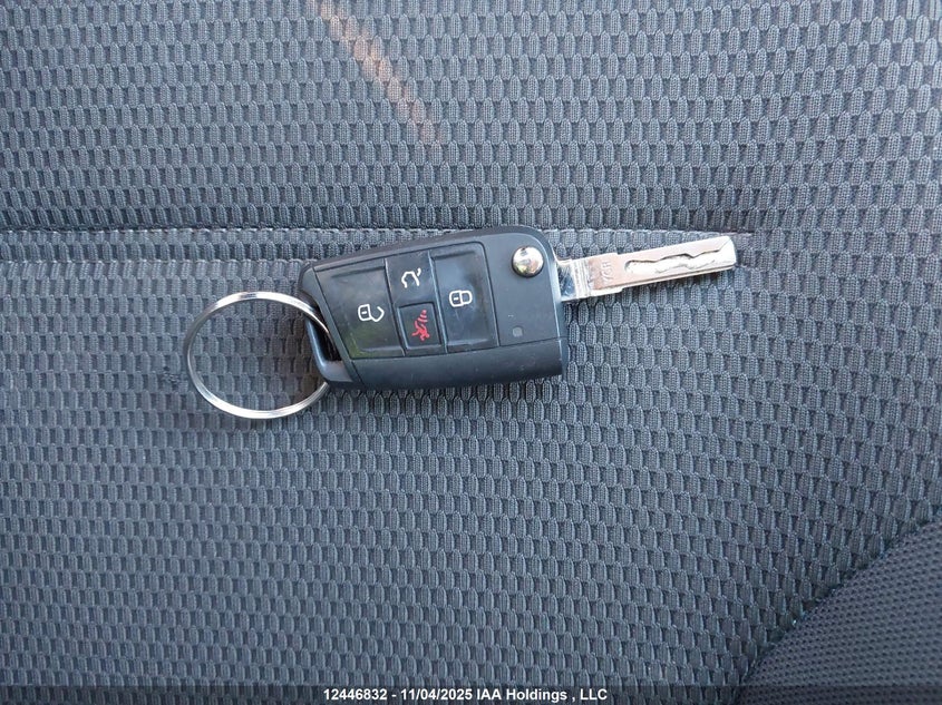 2018 Volkswagen Golf S/Se VIN: 3VWG17AU7JM275883 Lot: 12446832