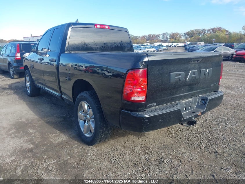 1C6RR7FG6KS661024 2019 RAM 1500 photo no. 3