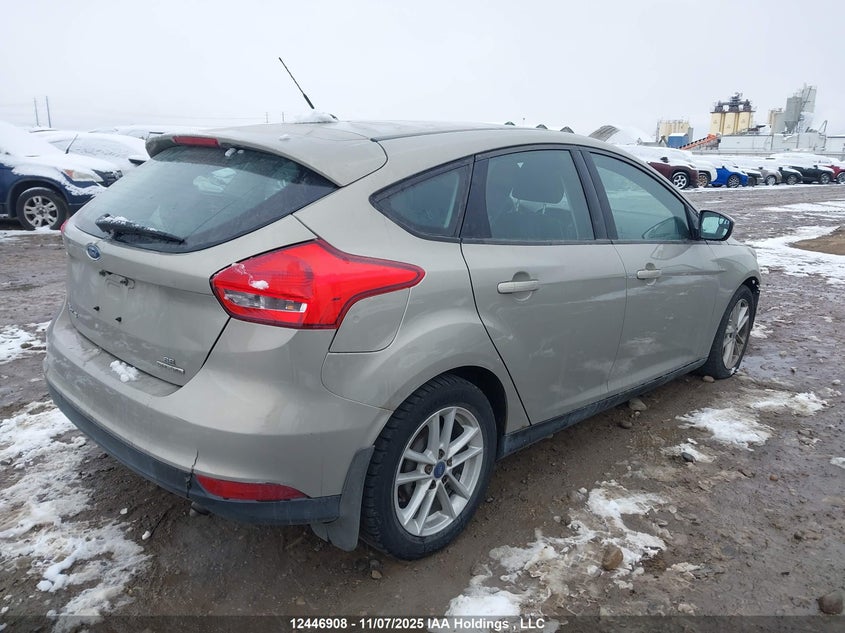 1FADP3K20FL331879 2015 FORD FOCUS photo no. 4