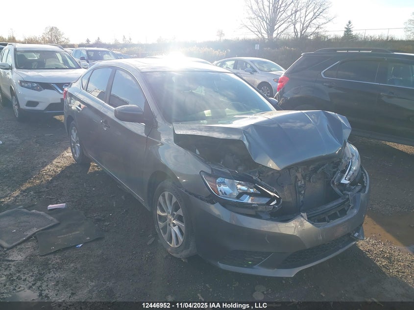 3N1AB7AP1JY214962 2018 NISSAN SENTRA photo no. 2