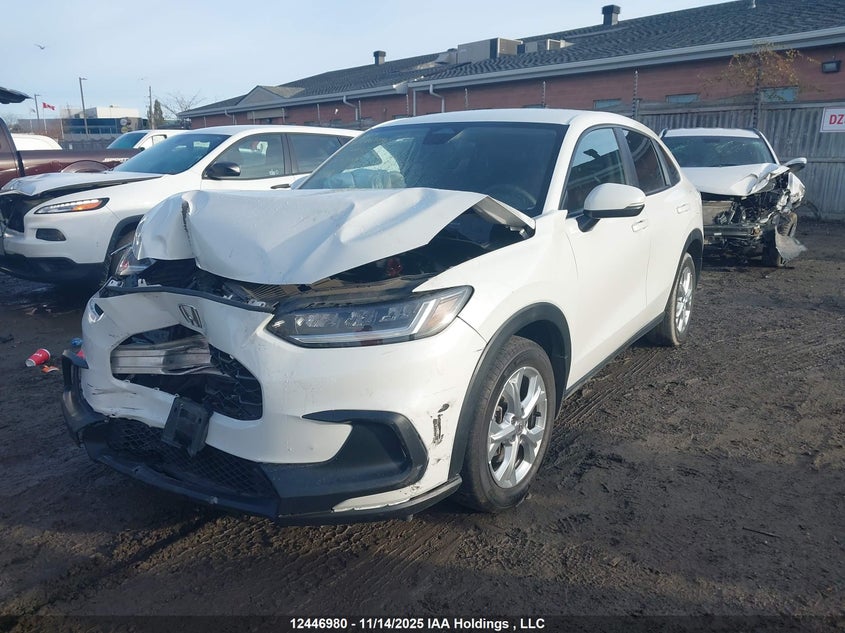 3CZRZ2H3XPM107565 2023 HONDA HR-V photo no. 2