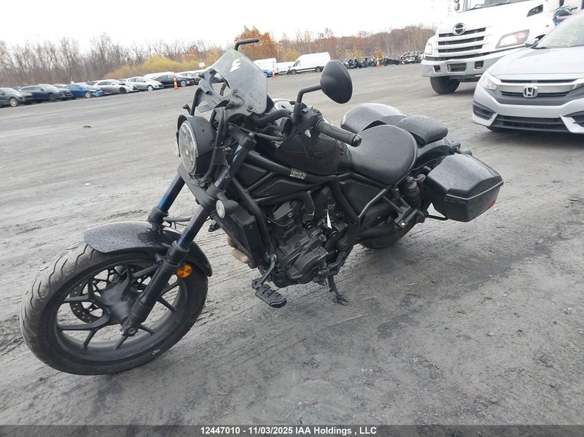 JH2SC83F6PK200014 2023 HONDA CM photo no. 2
