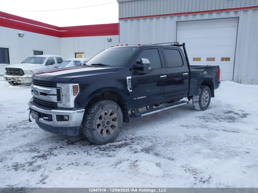 1FT7W2BT3KEF98669 2019 FORD F250 photo no. 2