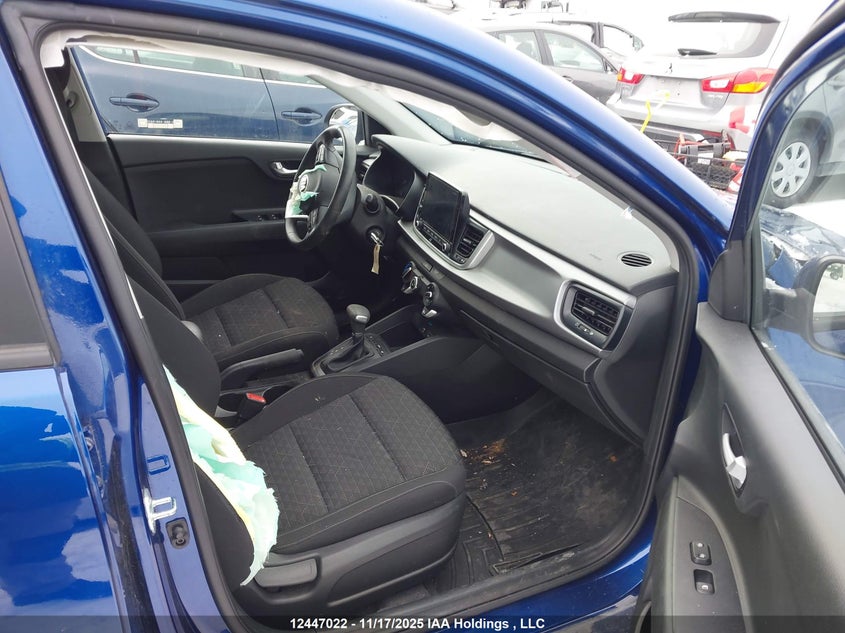 3KPA25AD7ME392923 2021 KIA RIO photo no. 5