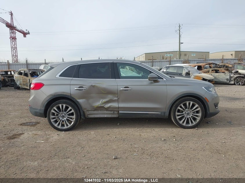 2016 Lincoln Mkx Reserve VIN: 2LMPJ8LP0GBL21208 Lot: 12447032