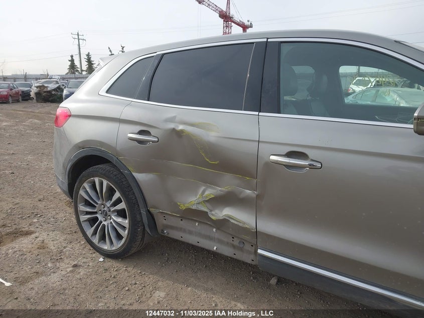 2016 Lincoln Mkx Reserve VIN: 2LMPJ8LP0GBL21208 Lot: 12447032