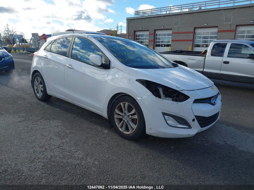 KMHD35LH2EU172744 2014 HYUNDAI ELANTRA photo no. 1