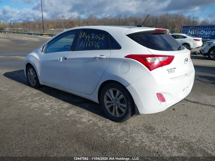 KMHD35LH2EU172744 2014 HYUNDAI ELANTRA photo no. 3