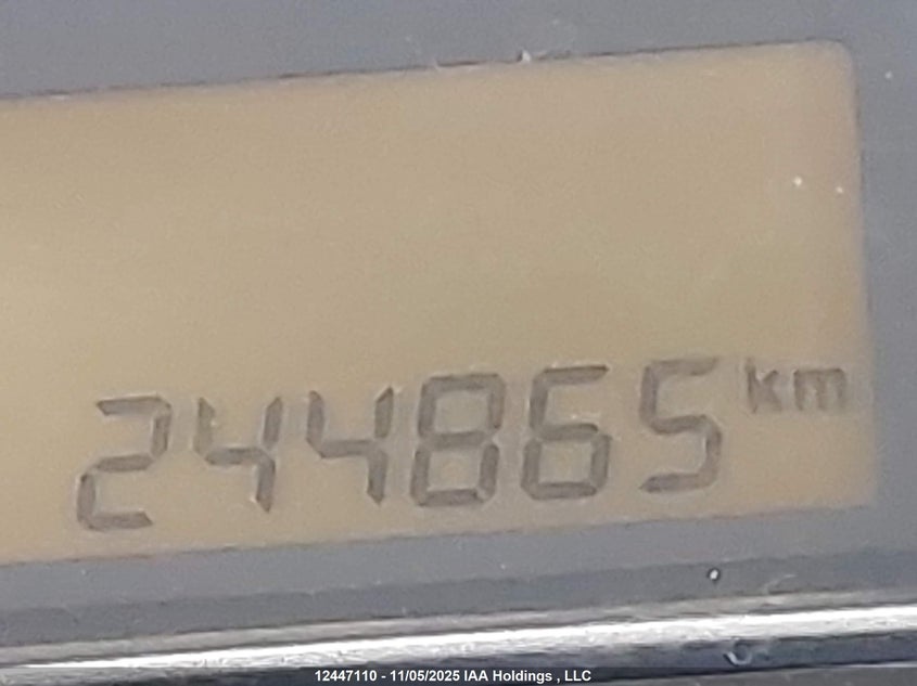 KNAHH8A66B7332187 2011 KIA RONDO photo no. 16