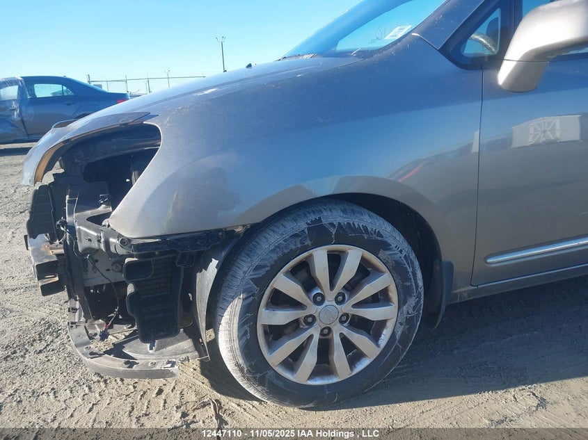 KNAHH8A66B7332187 2011 KIA RONDO photo no. 22