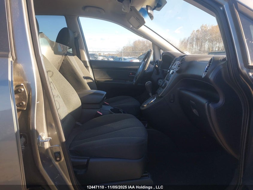 KNAHH8A66B7332187 2011 KIA RONDO photo no. 5