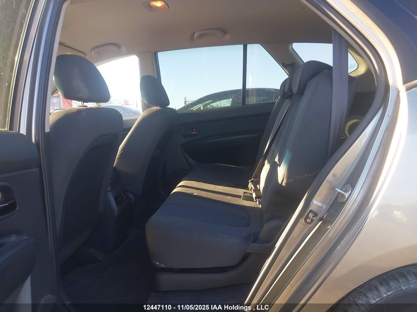 KNAHH8A66B7332187 2011 KIA RONDO photo no. 8