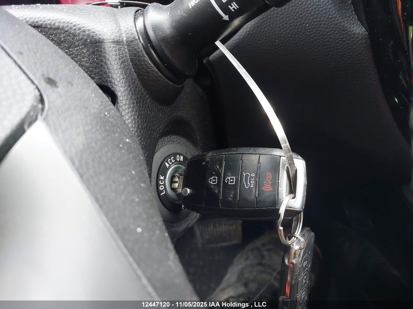 KNDJP3A58J7550759 2018 KIA SOUL photo no. 11