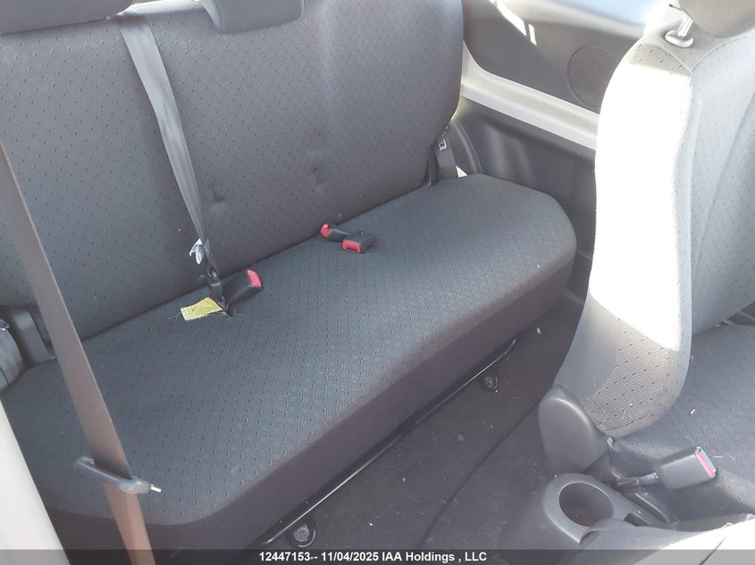 2009 Toyota Yaris Ce/Rs VIN: JTDJT923895257897 Lot: 12447153