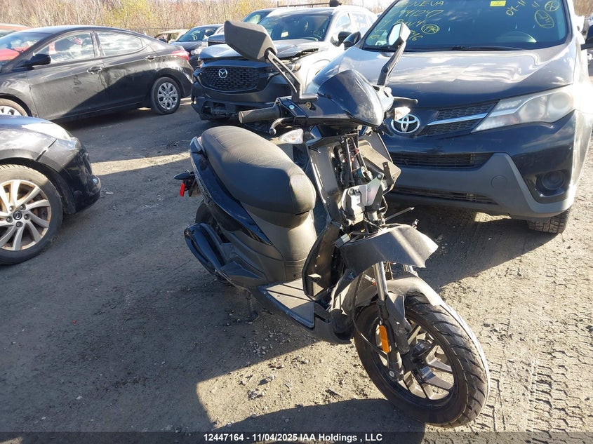 ZAPC506BXR4005055 2024 Piaggio Typhoon 50 auction photo 1