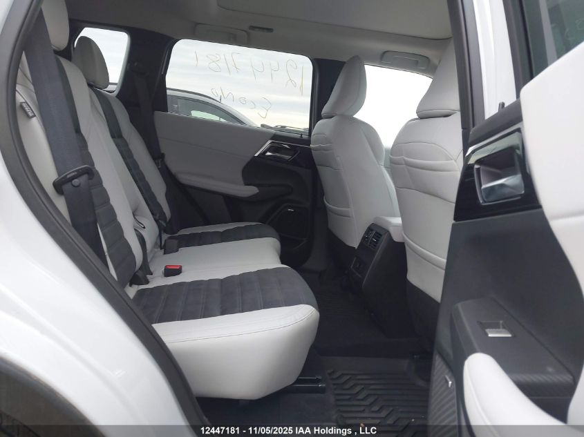 2025 Mitsubishi Outlander Le/Se/Sel VIN: JA4J4VA87SZ622999 Lot: 12447181