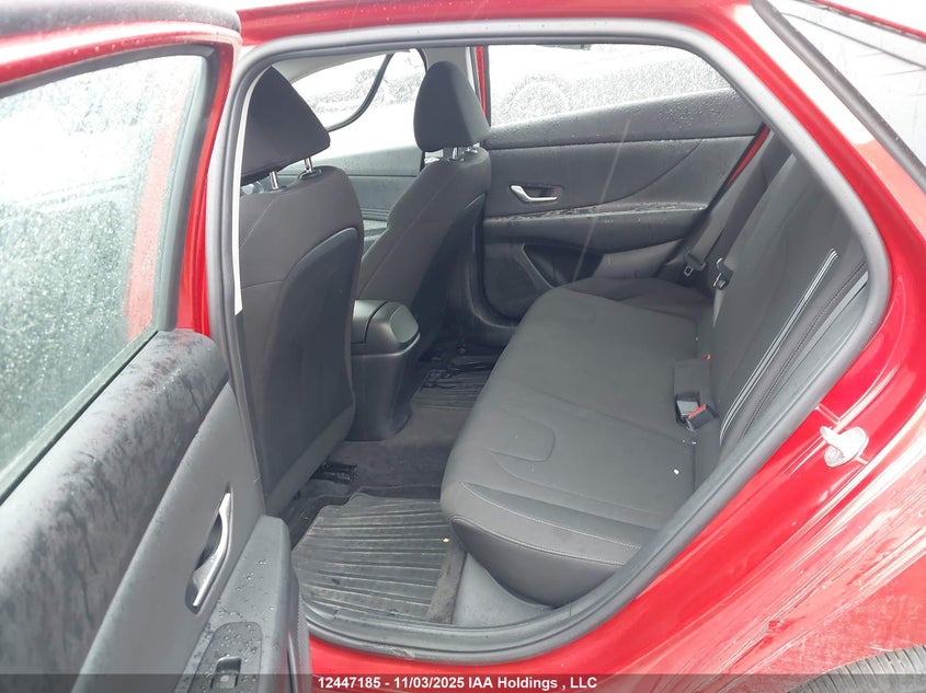 KMHLM4AG1NU318239 2022 HYUNDAI ELANTRA photo no. 8