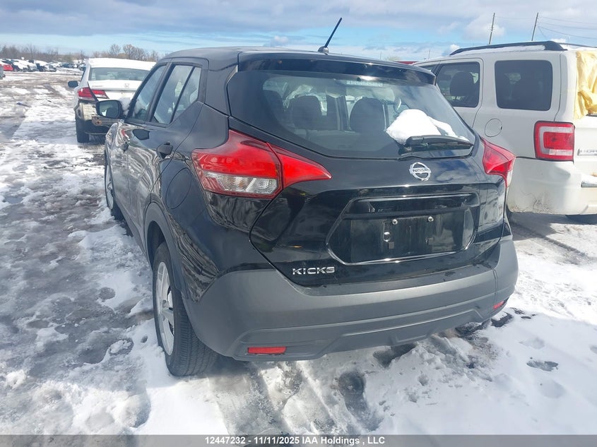3N1CP5CU8KL556974 2019 NISSAN KICKS photo no. 3