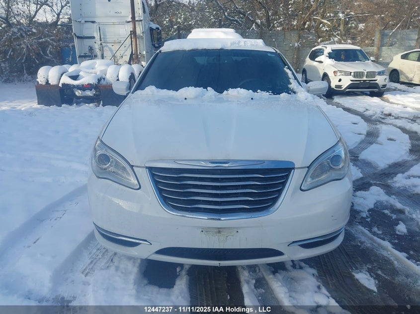 1C3CCBAB2DN719747 2013 CHRYSLER 200 photo no. 12