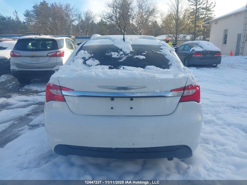 1C3CCBAB2DN719747 2013 CHRYSLER 200 photo no. 16
