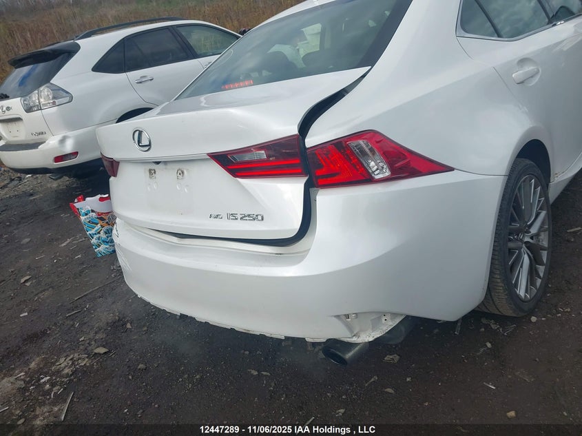 JTHCF1D25E5012828 2014 LEXUS IS photo no. 18