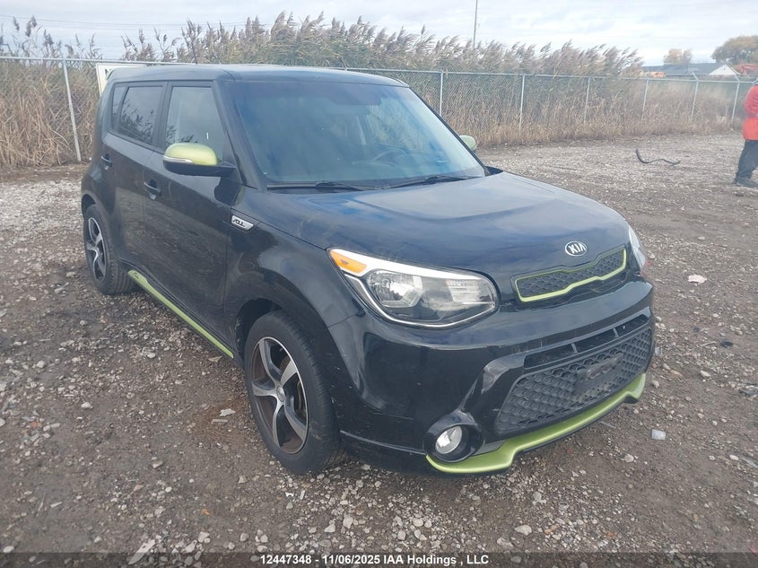 KNDJP3A51G7381810 2016 KIA SOUL photo no. 14