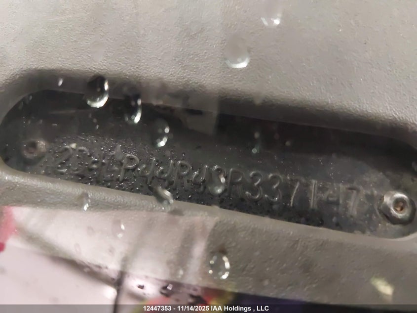 2003 Dodge Grand Caravan Sport VIN: 2D4GP44R43R337147 Lot: 12447353