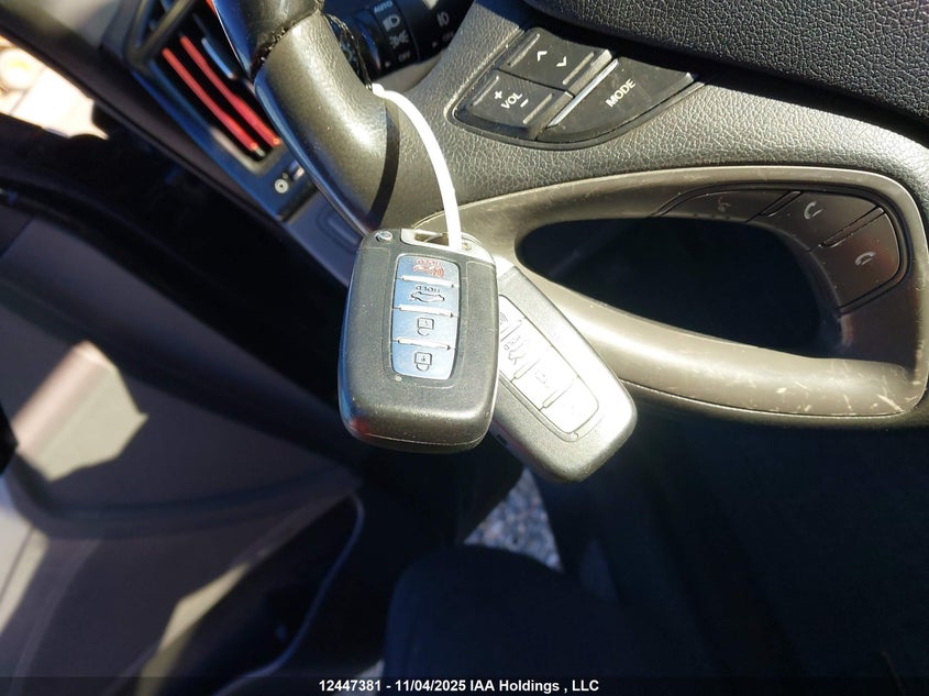 2011 Hyundai Sonata Se/Limited VIN: 5NPEC4AC0BH132498 Lot: 12447381