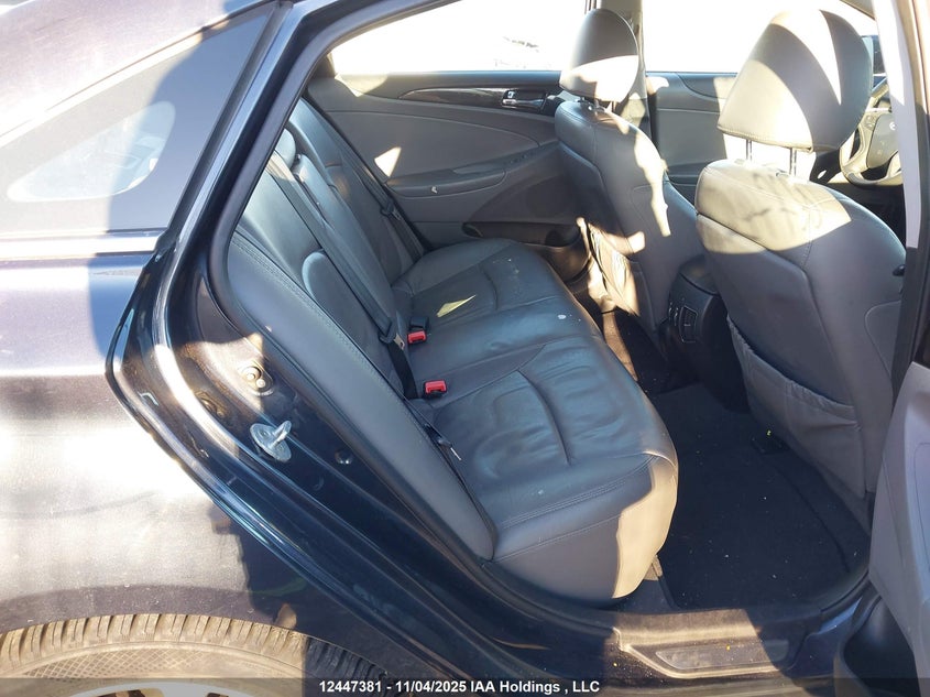 2011 Hyundai Sonata Se/Limited VIN: 5NPEC4AC0BH132498 Lot: 12447381