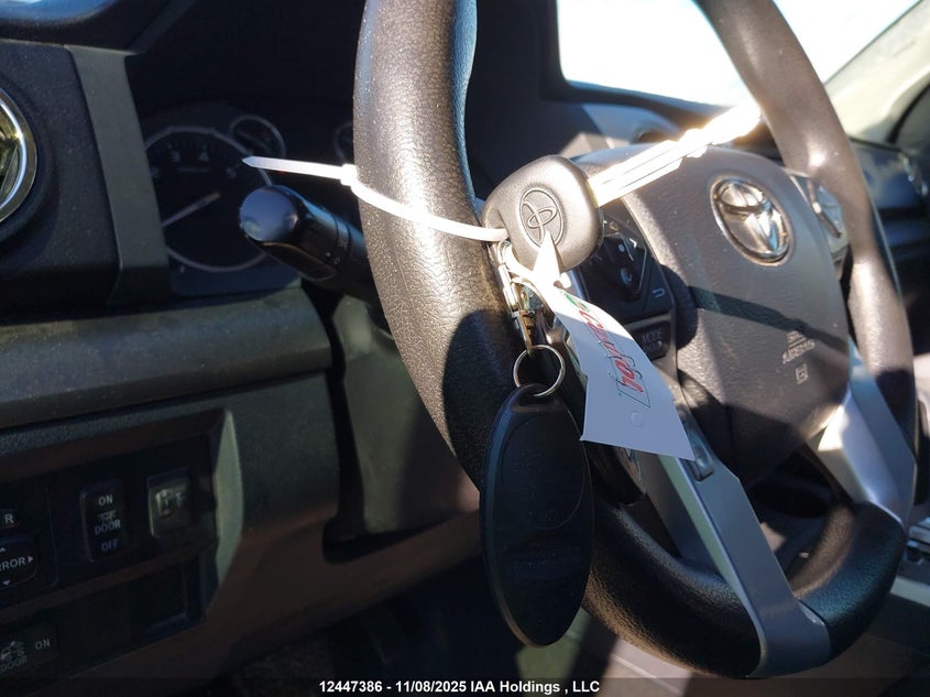 5TFUY5F14GX567112 2016 TOYOTA TUNDRA photo no. 11