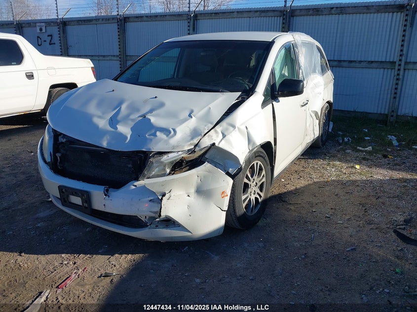 5FNRL5H46DB501615 2013 HONDA ODYSSEY photo no. 2