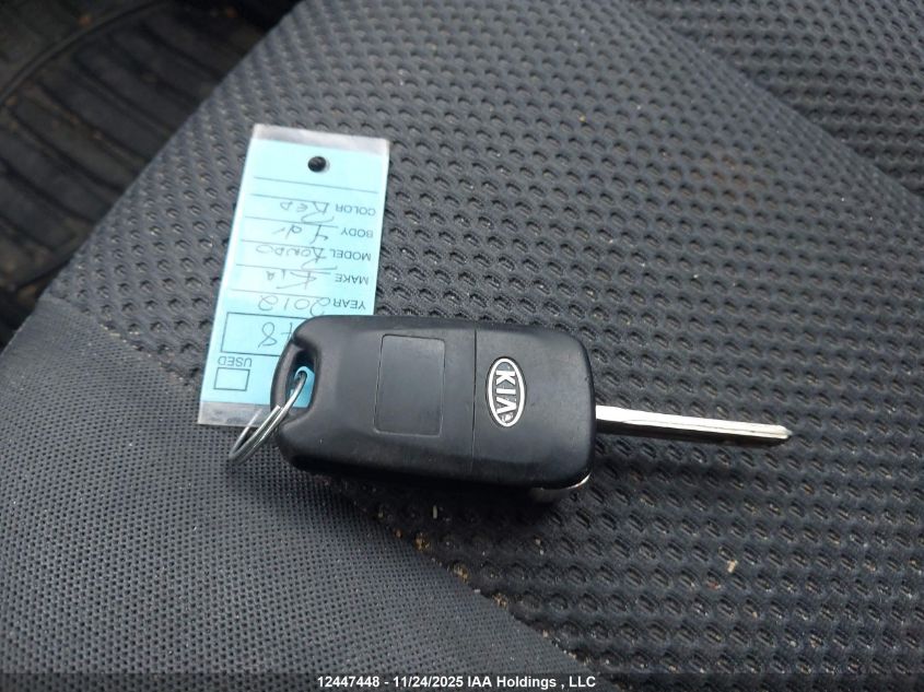 2012 Kia Rondo VIN: KNAHH8A81C7406344 Lot: 12447448