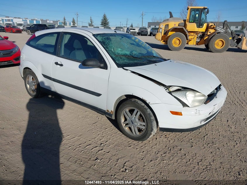 3FAFP3139YR214776 2000 Ford Focus Zx3 auction photo 1