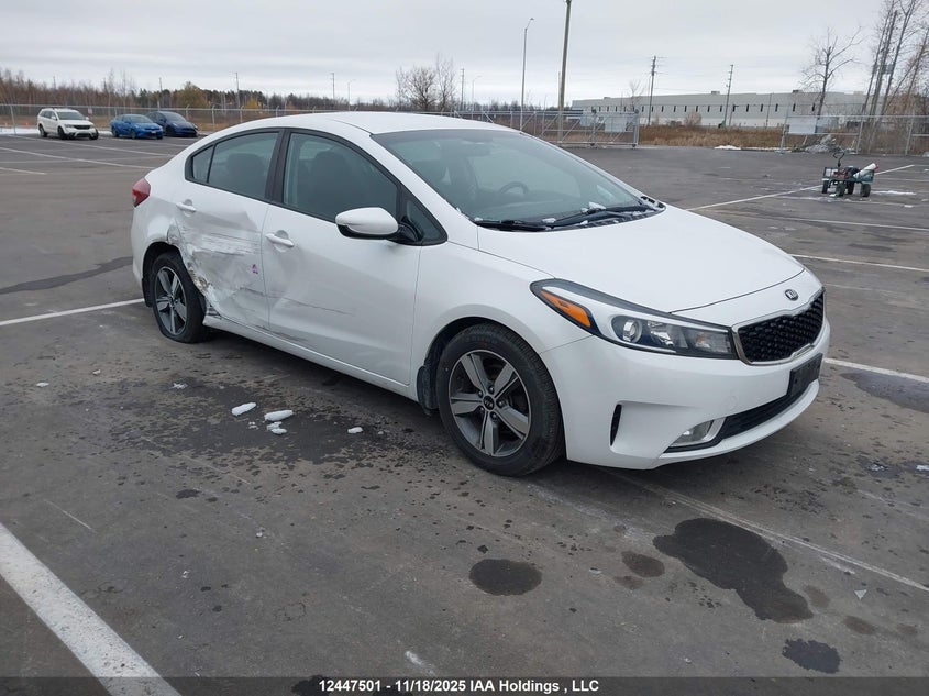 3KPFL4A76JE163751 2018 KIA FORTE photo no. 9