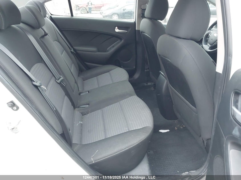 3KPFL4A76JE163751 2018 KIA FORTE photo no. 8