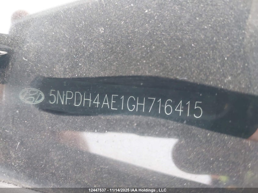 5NPDH4AE1GH716415 2016 HYUNDAI ELANTRA photo no. 17