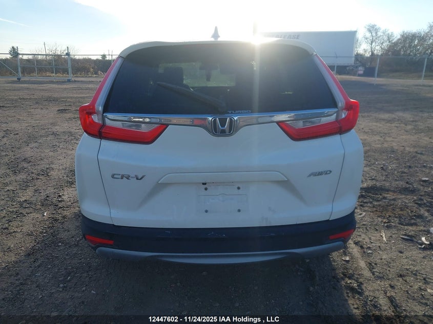 2HKRW2H55JH105820 2018 HONDA CR-V photo no. 17