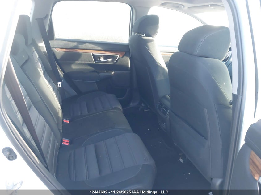 2HKRW2H55JH105820 2018 HONDA CR-V photo no. 8