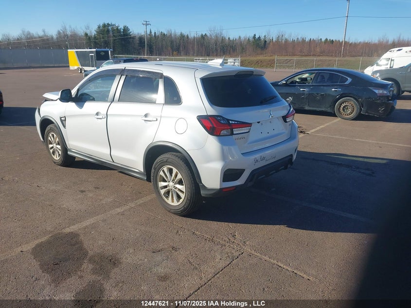 JA4AJUAU4NU602842 2022 MITSUBISHI RVR photo no. 3