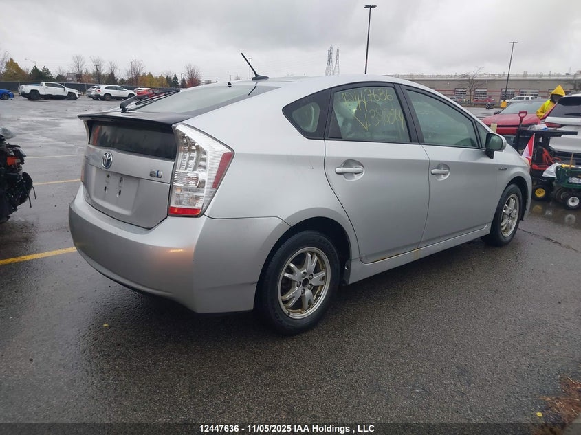 JTDKN3DU5B0322564 2011 TOYOTA PRIUS photo no. 4