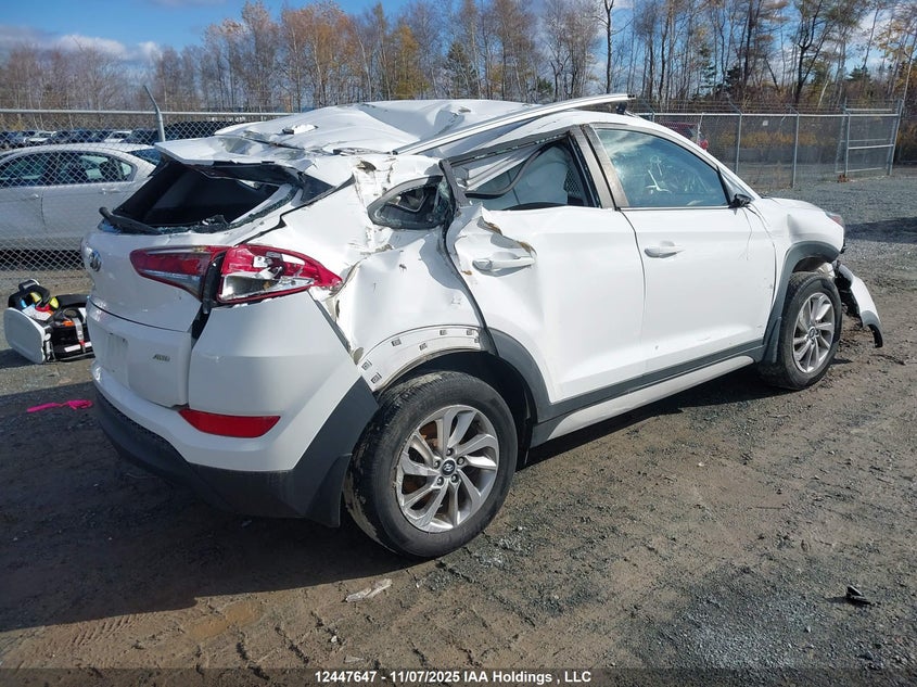 KM8J3CA46JU684525 2018 HYUNDAI TUCSON photo no. 4
