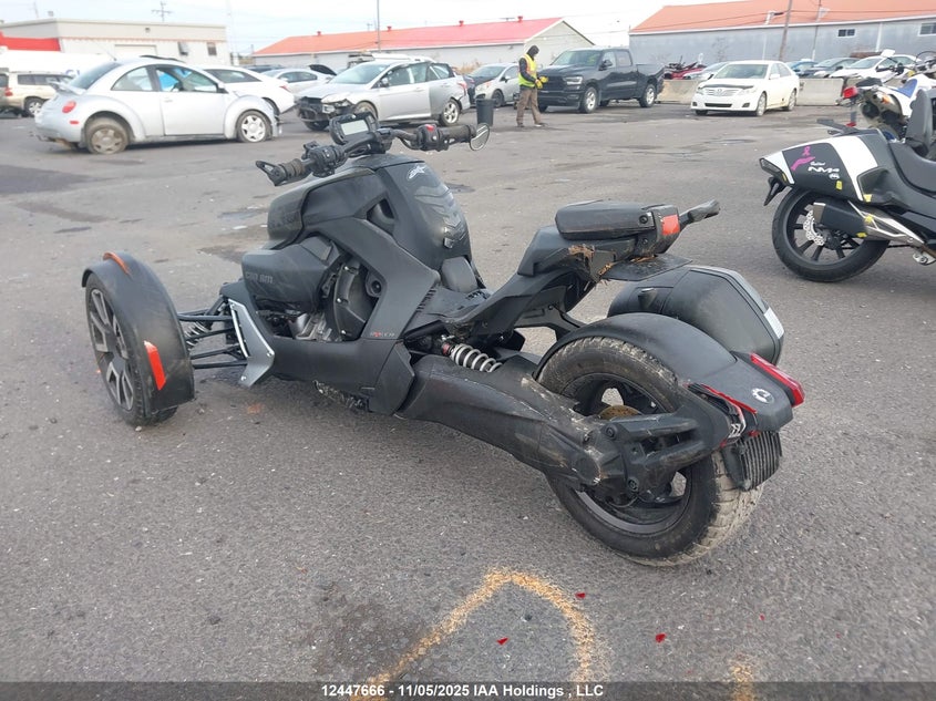 3JB2GEG45KJ004432 2019 CAN-AM/ BRP RYKER photo no. 3